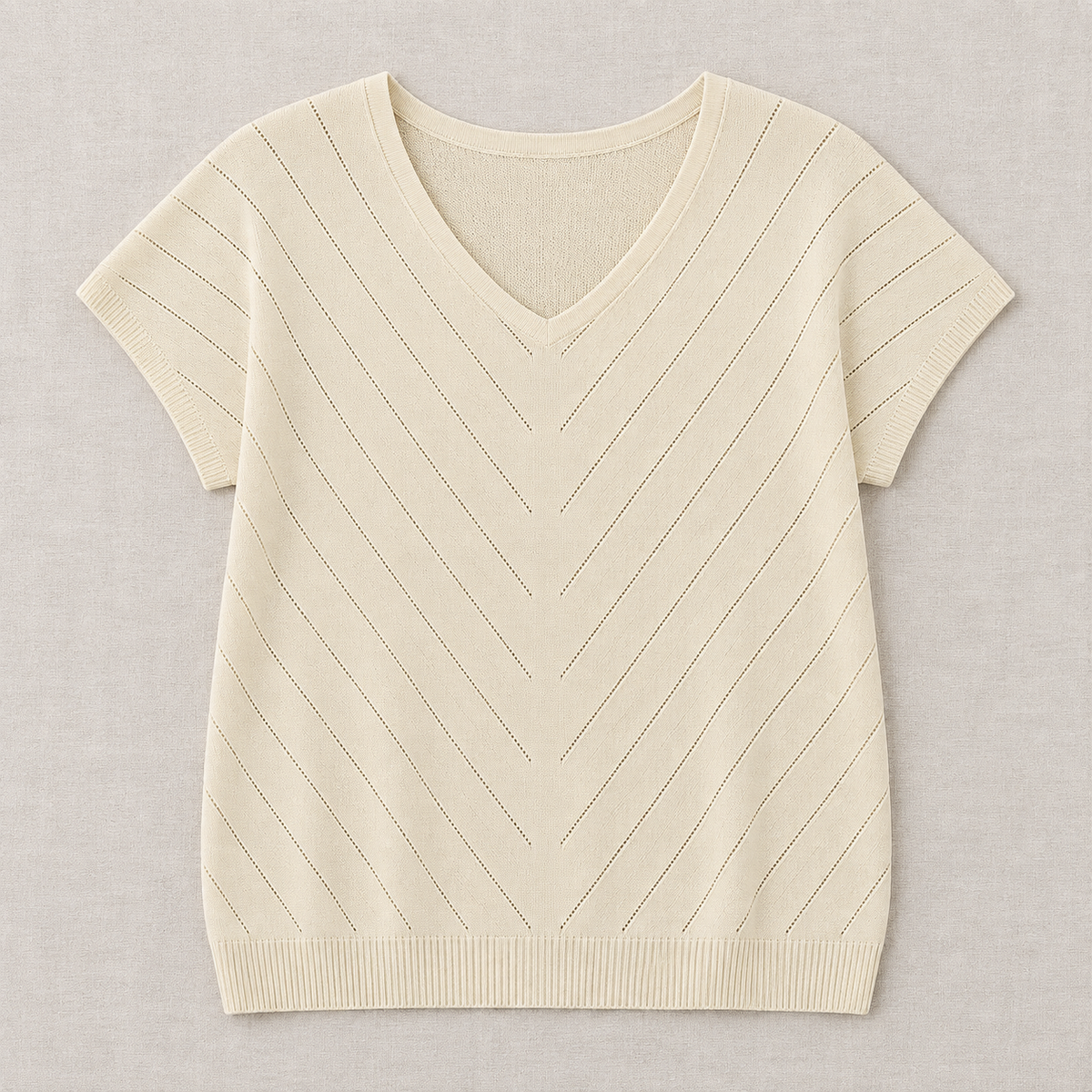Women's V-Neck Short Sleeve Chevron Knit Top